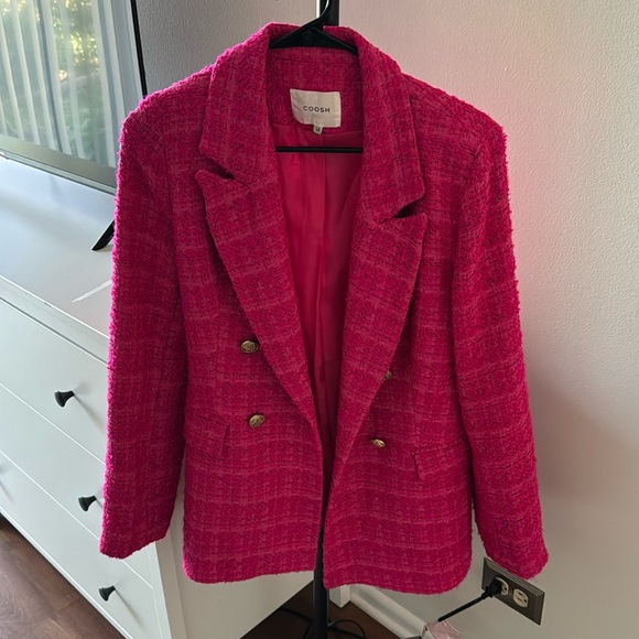 Blazer - Picture 1 of 3